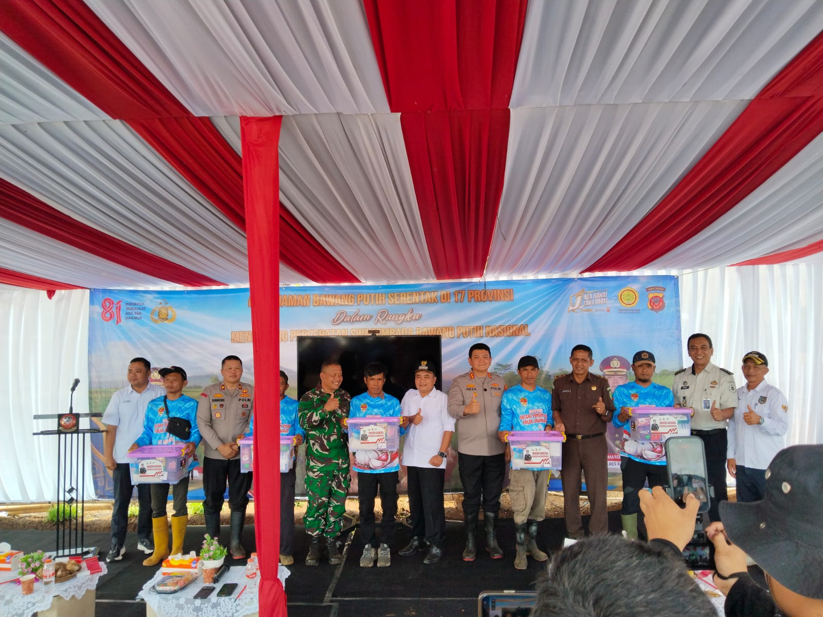 Polres Sumedang Launching Penanaman Bawang putih